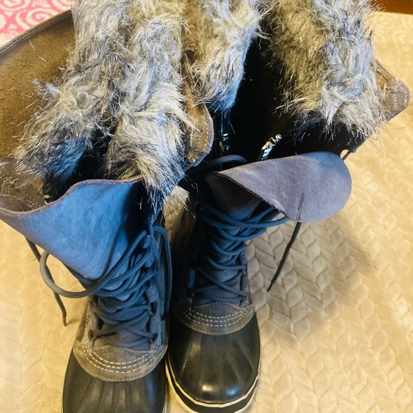 Sorel Women’s 8 Cate the Great Faux Fur Leather Lace Up Winter Boots - Picture 6 of 7